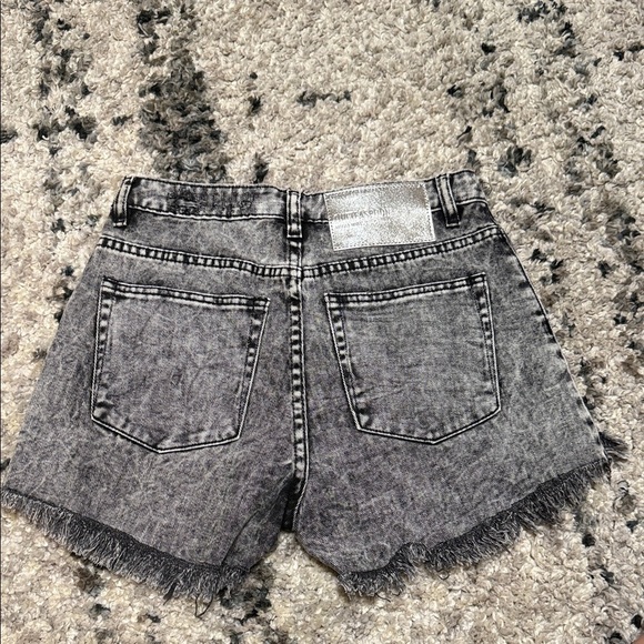 One Teaspoon Shorts Black Acid Wash Jean - Picture 3 of 15